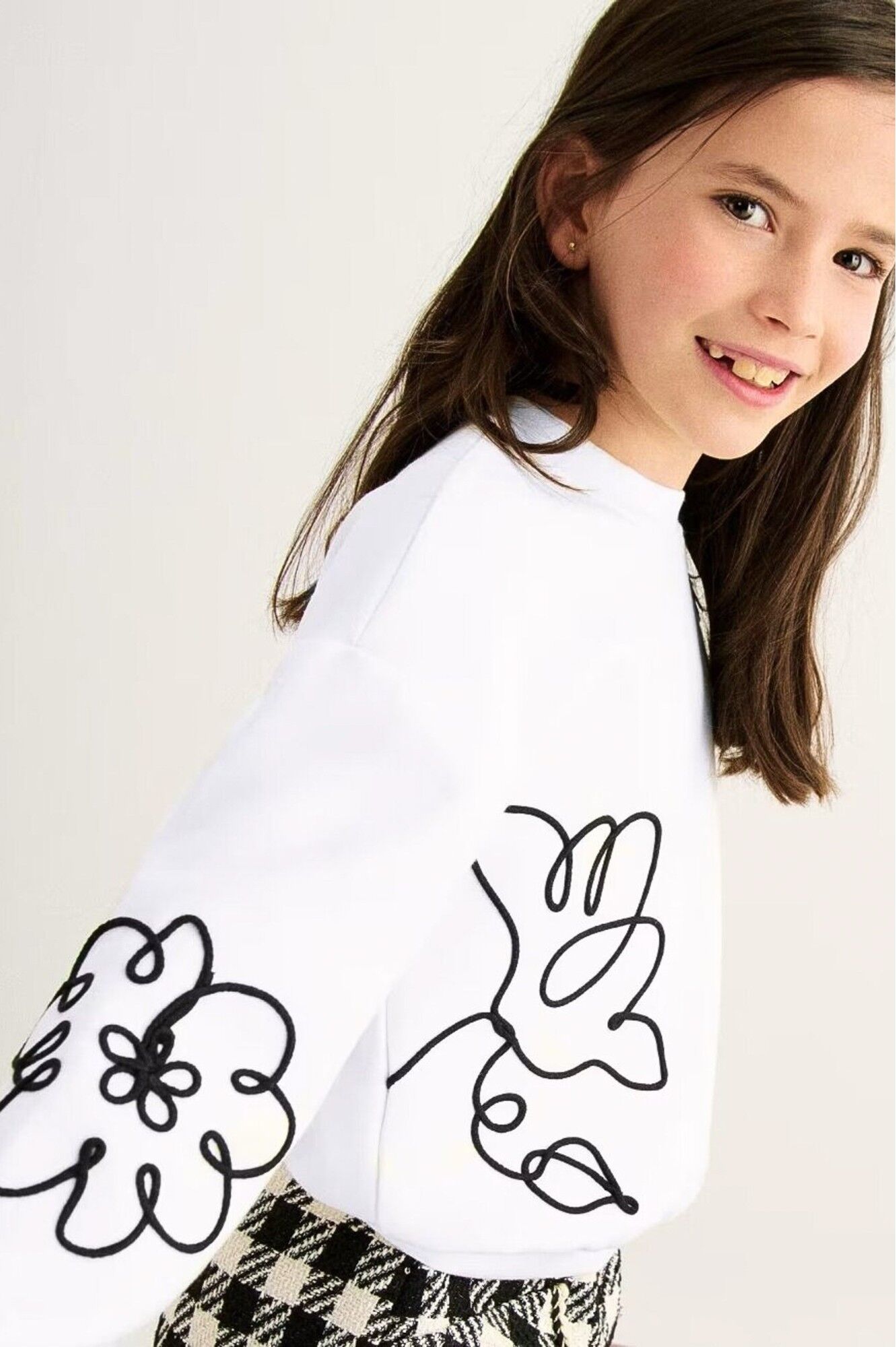 Свитшот дев. АРТ.5822,бел-чер,пэ-мод-эл